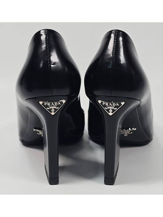 Triangle logo high heel pumps 250 - PRADA - BALAAN 5