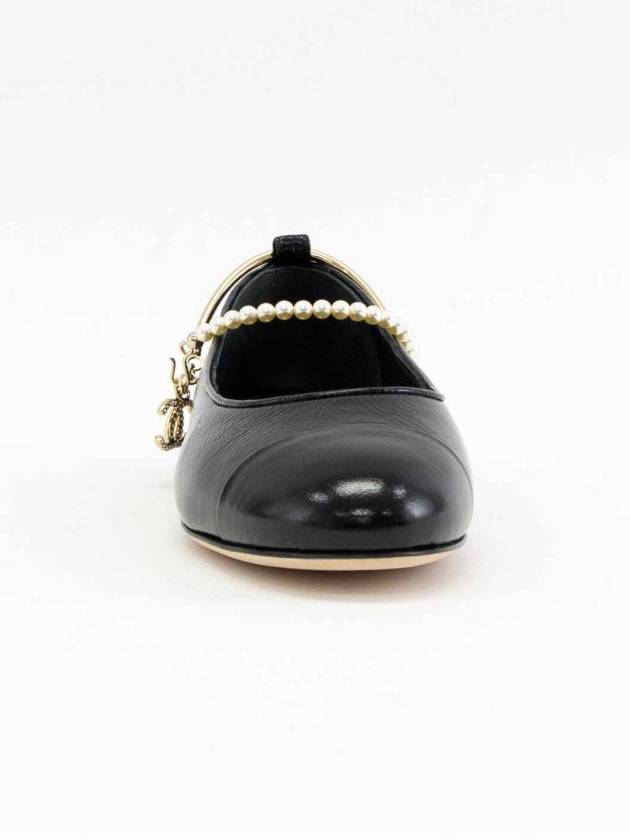 Classic ballerina flat shoes pearl strap black G38986 - CHANEL - BALAAN 2