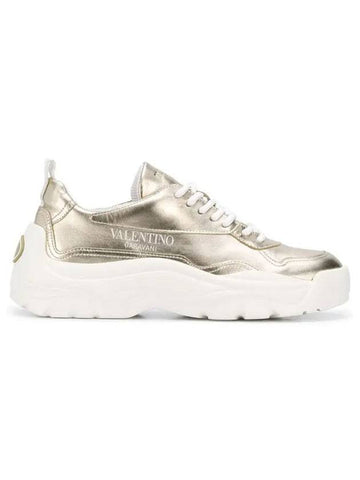 Gumboy Logo Low Top Sneakers Gold - VALENTINO - BALAAN 1