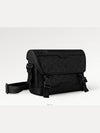 Voyager PM Messenger Bag Black - LOUIS VUITTON - BALAAN 3