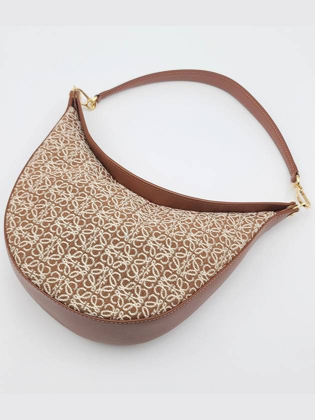 Luna Anagram Jacquard Shoulder Bag Tan Pecan - LOEWE - BALAAN.