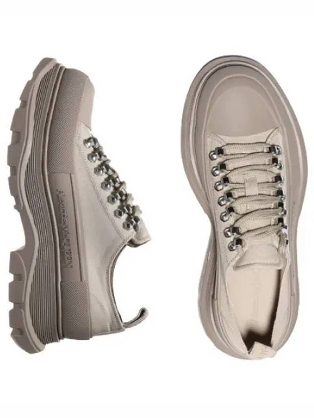 Tread Slick Lace Up Sneakers - ALEXANDER MCQUEEN - BALAAN 1