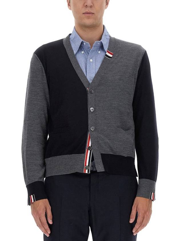 Fun Mix Fine Merino Jersey Stripe Relaxed V-Neck Cardigan Navy Grey - THOM BROWNE - BALAAN 2