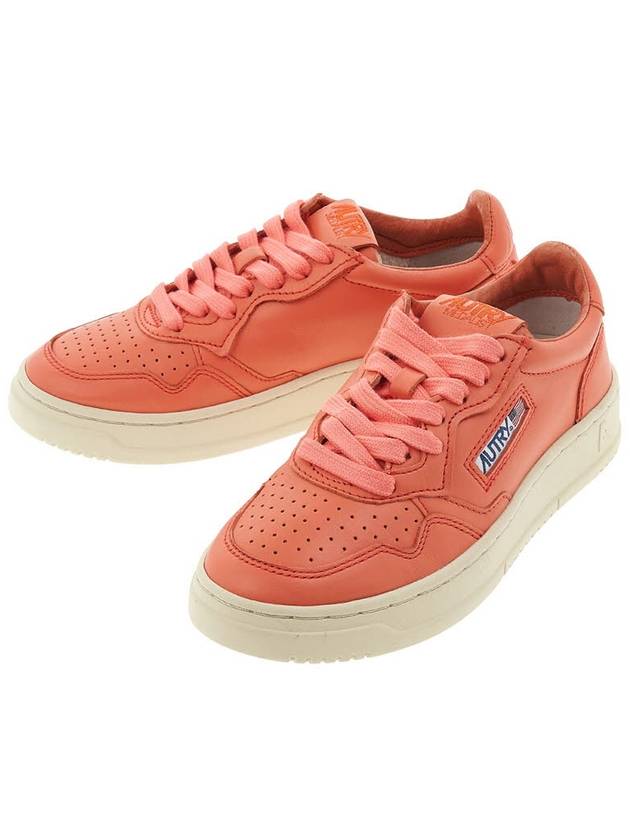 Women's Medalist Goatskin Low Top Sneakers Coral Pink - AUTRY - BALAAN 2