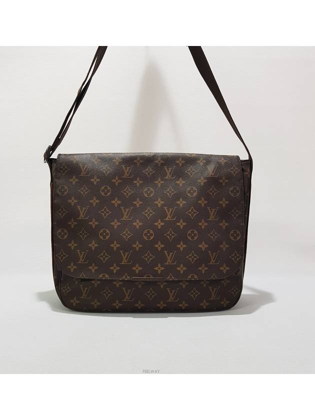 Monogram Beaubourg GM Cross Bag - LOUIS VUITTON - BALAAN 1