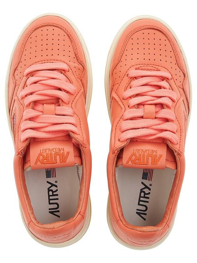 Women's Medalist Goatskin Low Top Sneakers Coral Pink - AUTRY - BALAAN 7