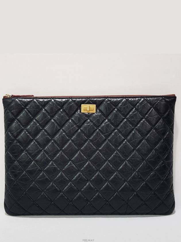 2 55 Vintage Calfskin Quilted Large Clutch A82726 - CHANEL - BALAAN 2