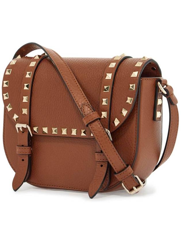 small messenger crossbody bag in brown hammered leather with studs - VALENTINO - BALAAN 3