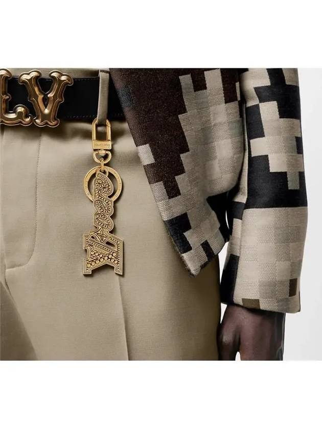 LV Lovers Studs Bag Charm Key Holder Gold - LOUIS VUITTON - BALAAN 2