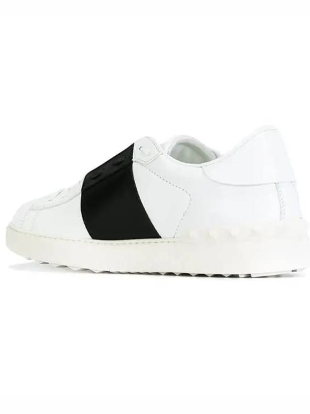 Men's Hidden Strap Rockstud Color Contrast Sneakers White Black - VALENTINO - BALAAN 5