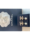 CC Metal Logo Pearl Earrings Gold - CHANEL - BALAAN 5