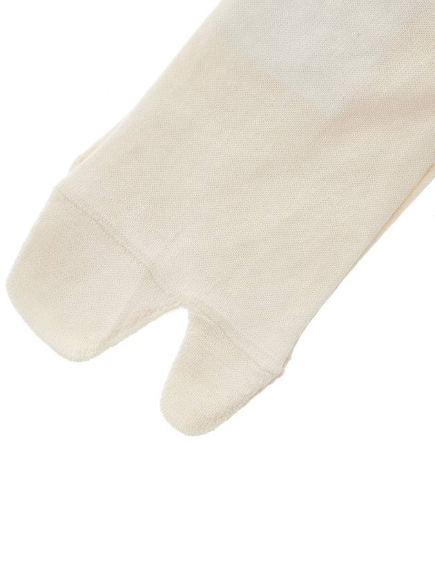 Tabi Socks Beige S51TL0051 S17868 103 - MAISON MARGIELA - BALAAN.