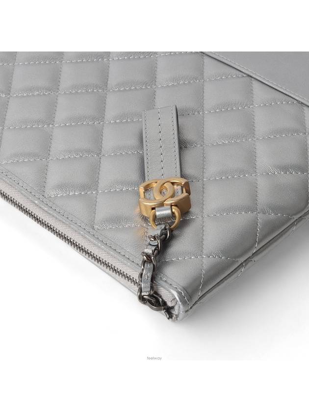 women clutch bag - CHANEL - BALAAN 3