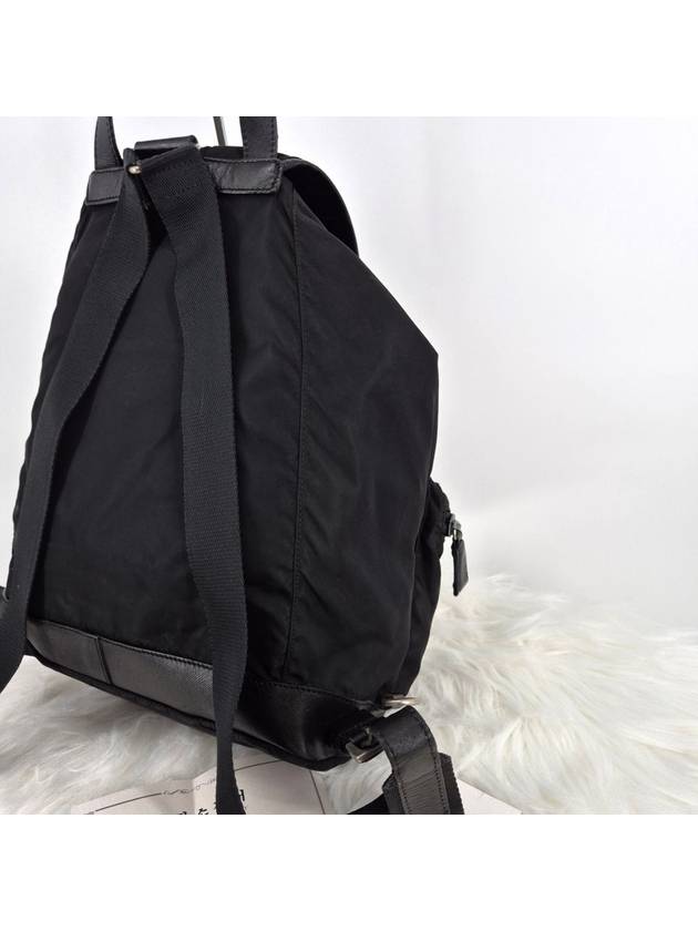 Triangular logo nylon backpack black - PRADA - BALAAN 5