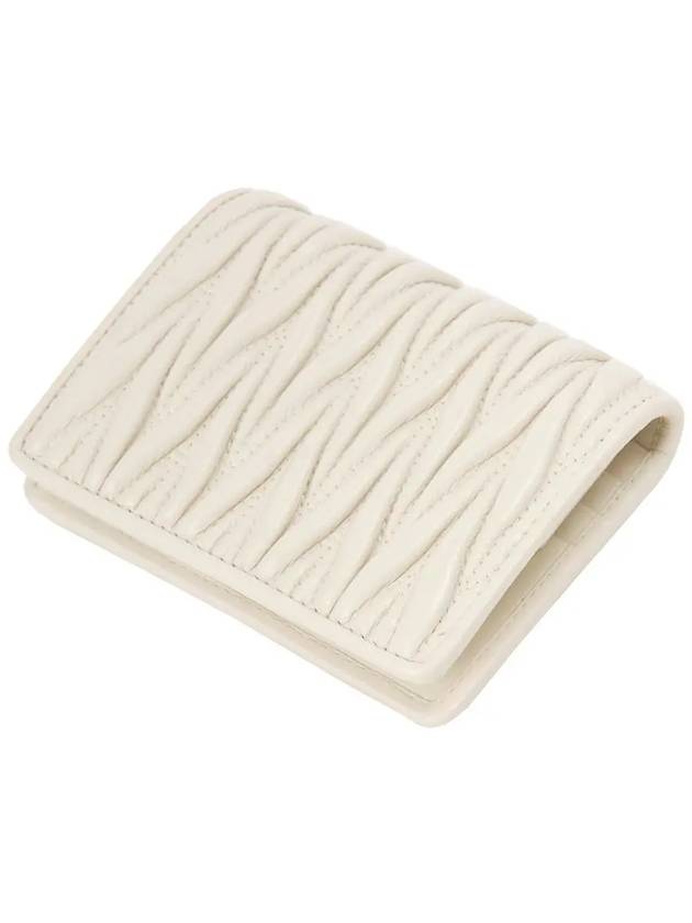 Matelasse Leather Half Wallet White - MIU MIU - BALAAN 4