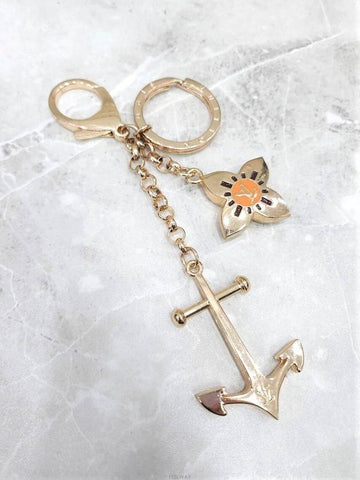 Lux You LV gold metal anchor keyring - LOUIS VUITTON - BALAAN 1