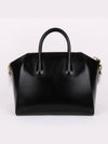 Antigona medium black glossy shoulder bag - GIVENCHY - BALAAN 3