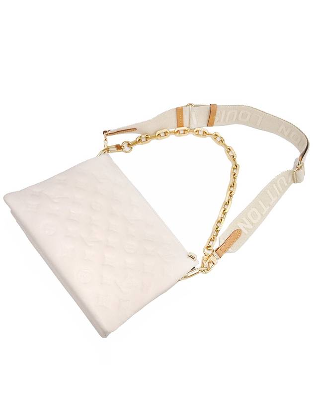 Women s Louis Vuitton M21262 Cream Monogram Lambskin Kusang PM 2WAY gt shoulder bag Gangbuk used luxury goods - LOUIS VUITTON - BALAAN 6