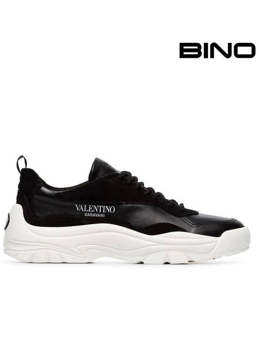 Leather Suede Gumboy Low Top Sneakers Black - VALENTINO - BALAAN 2
