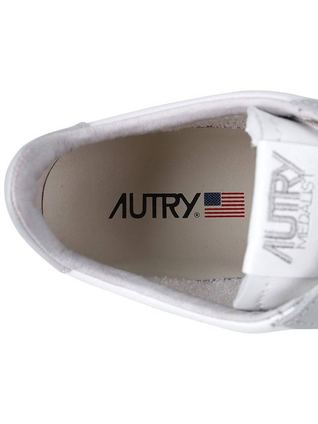 Men's Medalist Low Leather Sneakers Grey White - AUTRY - BALAAN 9