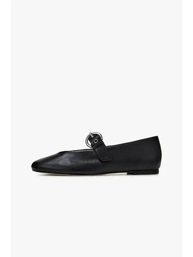 Wearing BETHANY ballet flat shoes black - REFORMATION - BALAAN 1