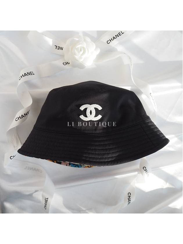 CC logo reversible bucket hat black - CHANEL - BALAAN 9