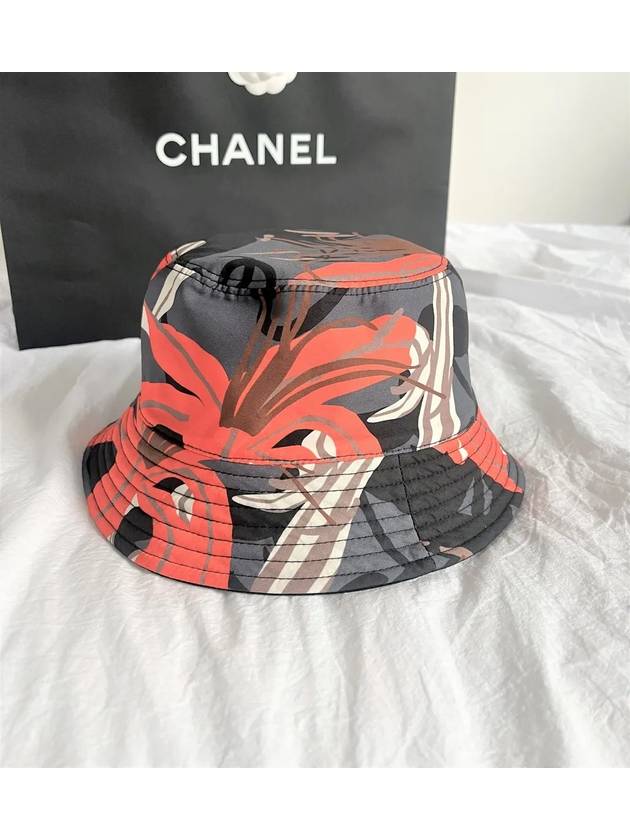 CC Logo Reversible Bucket Hat Black - CHANEL - BALAAN 3