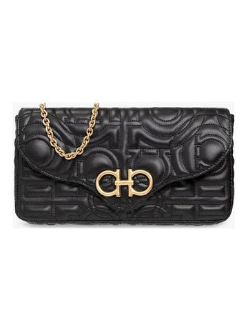 Women's Gancini Quilted Mini Shoulder Bag Black - SALVATORE FERRAGAMO - BALAAN 1