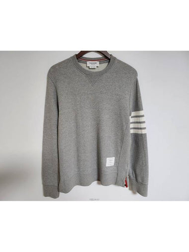 4 Gray Diagonal Armband Sweatshirt MJT021H b311142 - THOM BROWNE - BALAAN 1