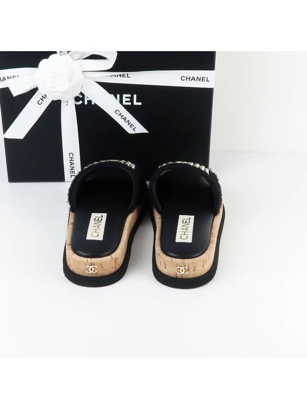 Pearl CC Logo Tweed Slippers G45575 B16466 94305 - CHANEL - BALAAN 5