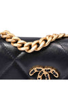 Exhibition grade 19 clutch with chain AP3067 - CHANEL - BALAAN 6