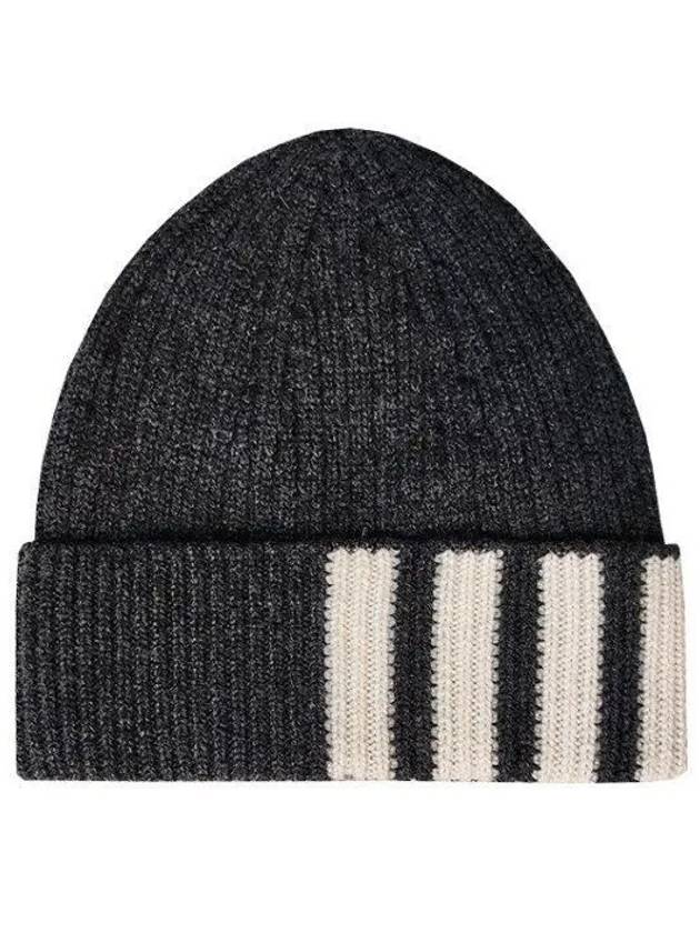 Diagonal cashmere knit beanie hat MKH009A 00011 1126799 - THOM BROWNE - BALAAN 1