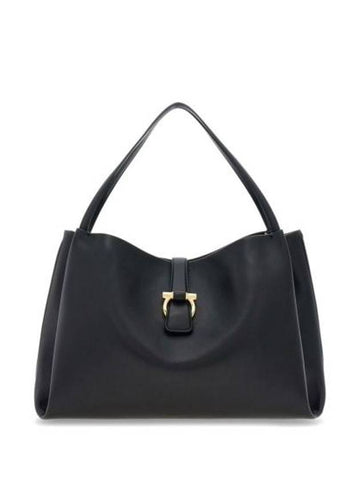 Flap Tote Bag Black - SALVATORE FERRAGAMO - BALAAN 1