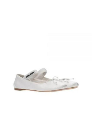 Flat Shoes DX05 White - MIU MIU - BALAAN 1