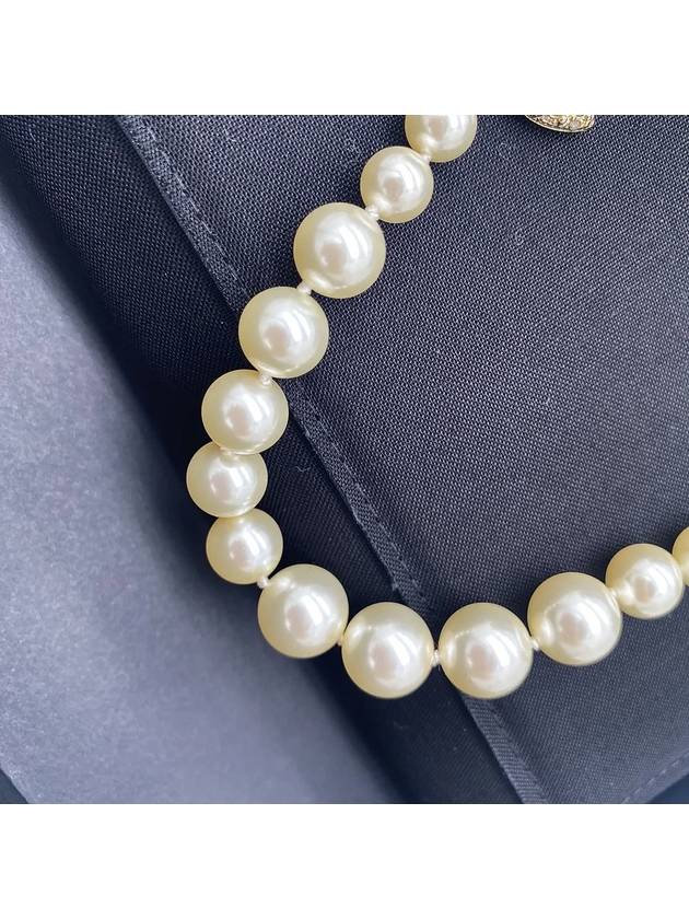 Necklace Metal Glass Pearls Resin & Gold Pearly White Crystal - CHANEL - BALAAN 9