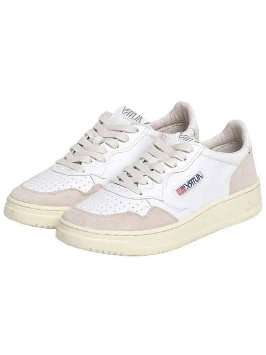 Medalist Unisex White Tab Low Suede Sneakers O019032 O074099 - AUTRY - BALAAN 2