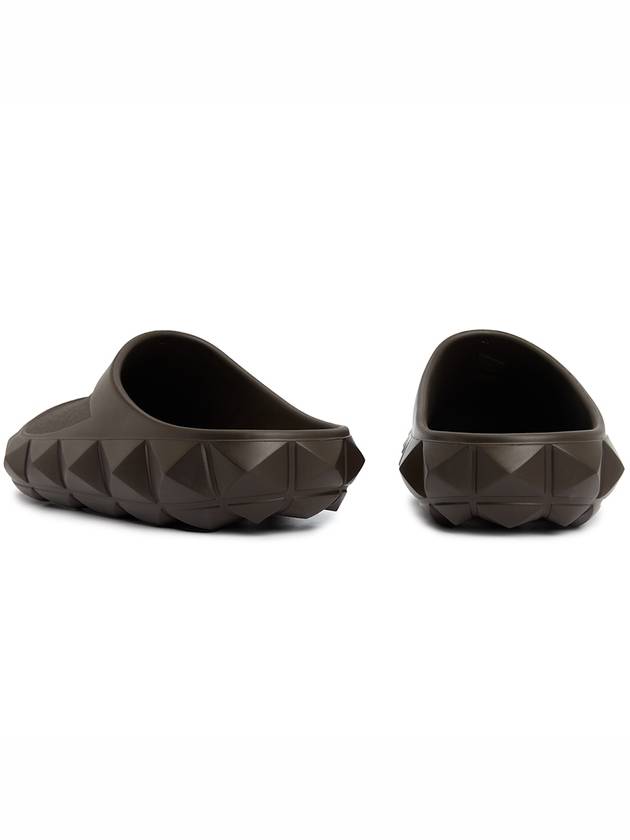 Roma Studded Turtle Rubber Clog Slippers Brown - VALENTINO - BALAAN.