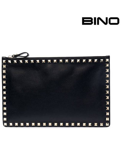 Rockstud Leather Clutch Bag Black - VALENTINO - BALAAN 2