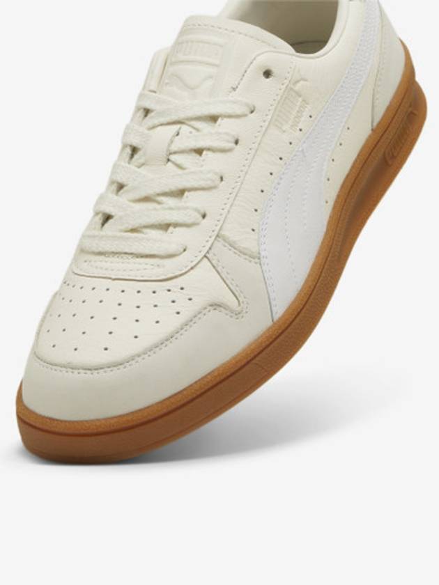 Indoor OG Low Top Sneakers Ivory - PUMA - BALAAN 3