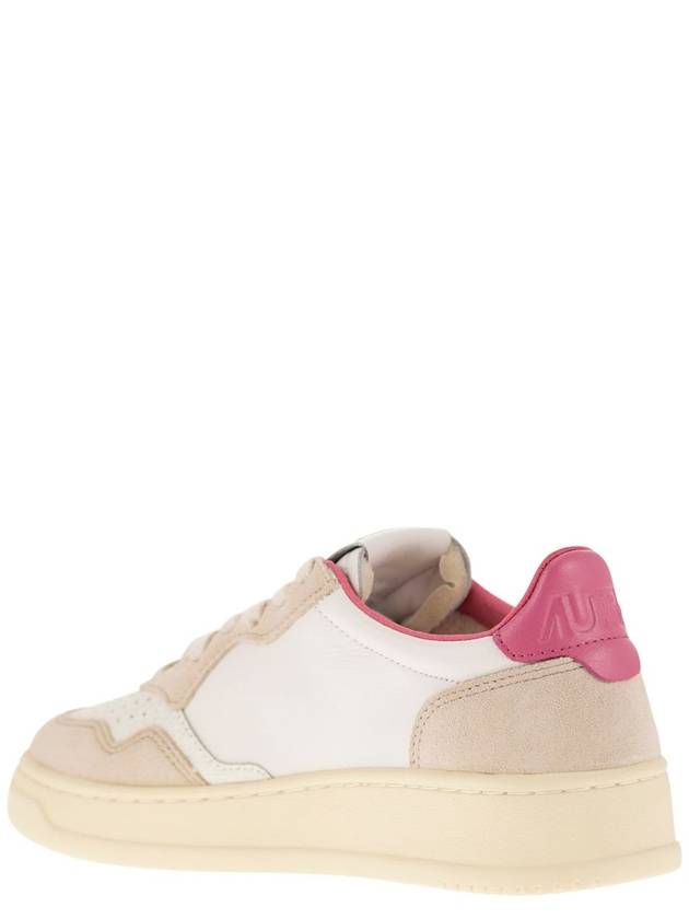 Women's Medalist Bi-Color Low-Top Sneakers White Pink Tab - AUTRY - BALAAN 4