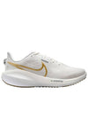 Vomero 17 Low Top Sneakers Metallic Gold Phantom - NIKE - BALAAN 1