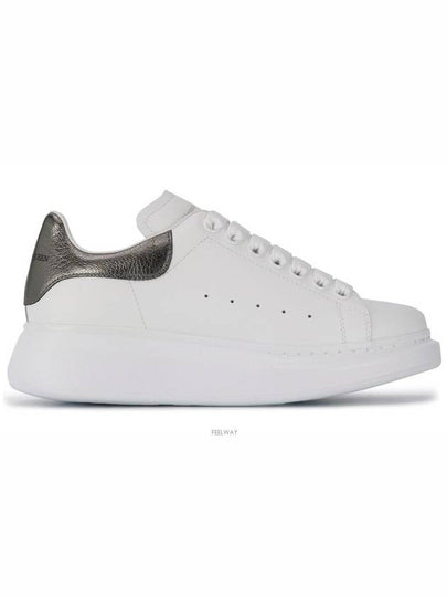 Oversized Low Top Sneakers Black White - ALEXANDER MCQUEEN - BALAAN 2