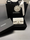 Classic Grained Shiny Calfskin Card Wallet White - CHANEL - BALAAN 4