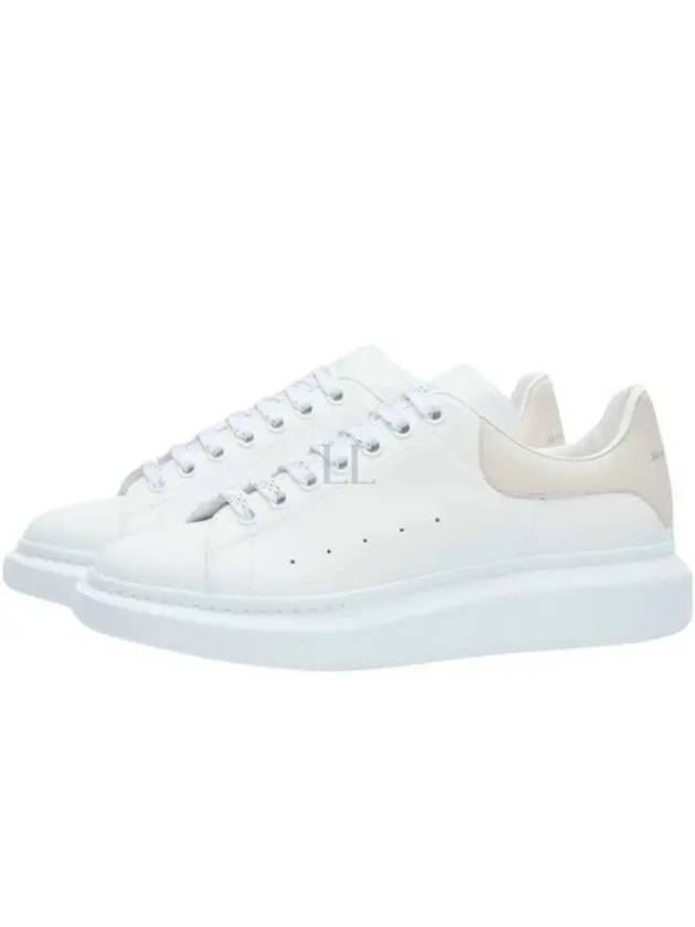 Oversized Leather Low Top Sneakers White - ALEXANDER MCQUEEN - BALAAN 2