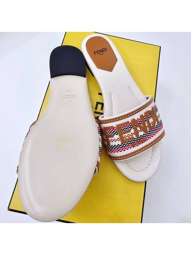 Signature Slides Slipper Beige - FENDI - BALAAN 9