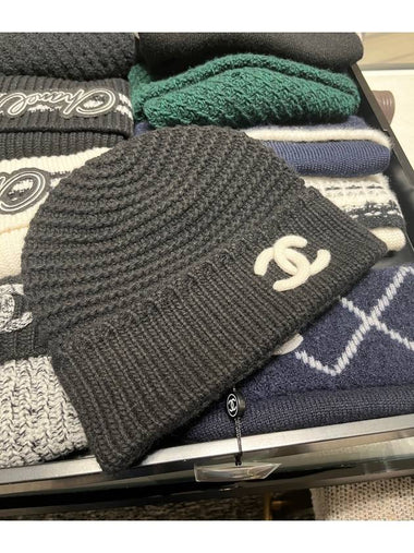 CC logo cashmere beanie black - CHANEL - BALAAN 1