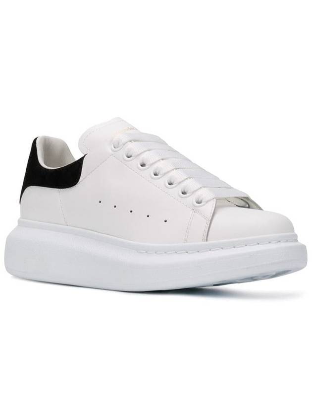 Oversized Low Top Sneakers White - ALEXANDER MCQUEEN - BALAAN 7