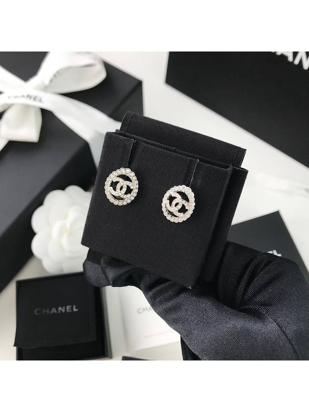 AB9232 CC logo frame crystal silver oval earrings - CHANEL - BALAAN 4