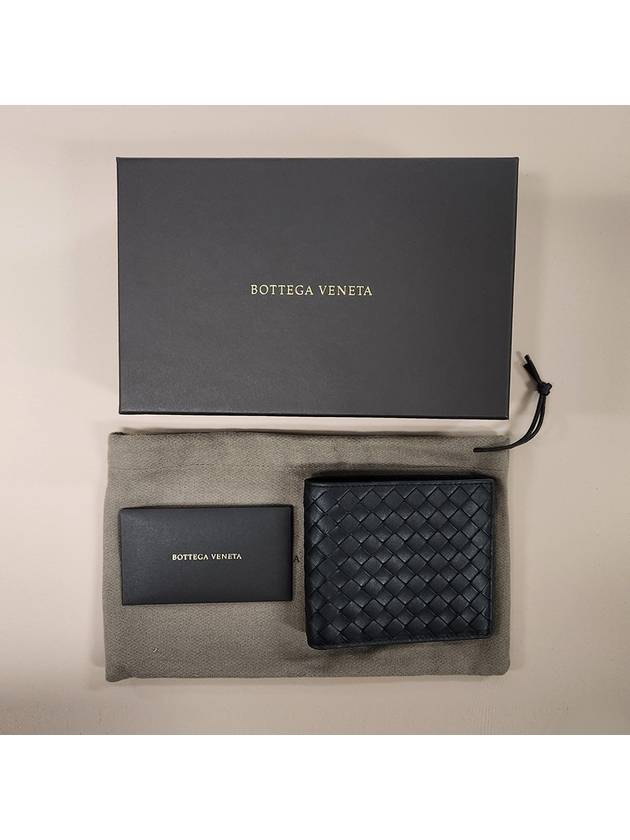 Intrecciato Weaving Half Wallet Black - BOTTEGA VENETA - BALAAN 5