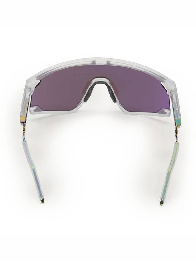 Eyewear BXTR Metal Sunglasses Prism Violet - OAKLEY - BALAAN 3